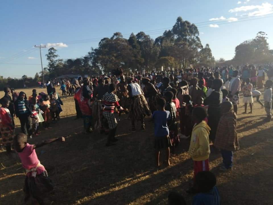 Dances during reproductive health function